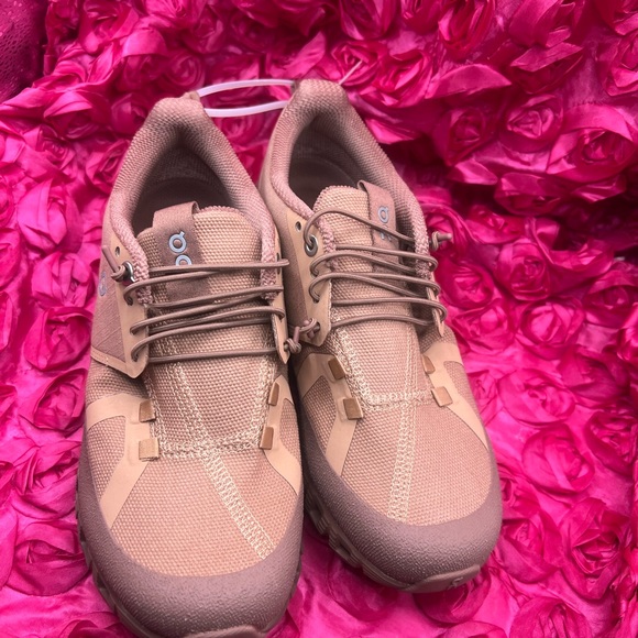 On running Women's Cloud Dip Cork & Cocoa
On Monaco - Picture 3 of 10